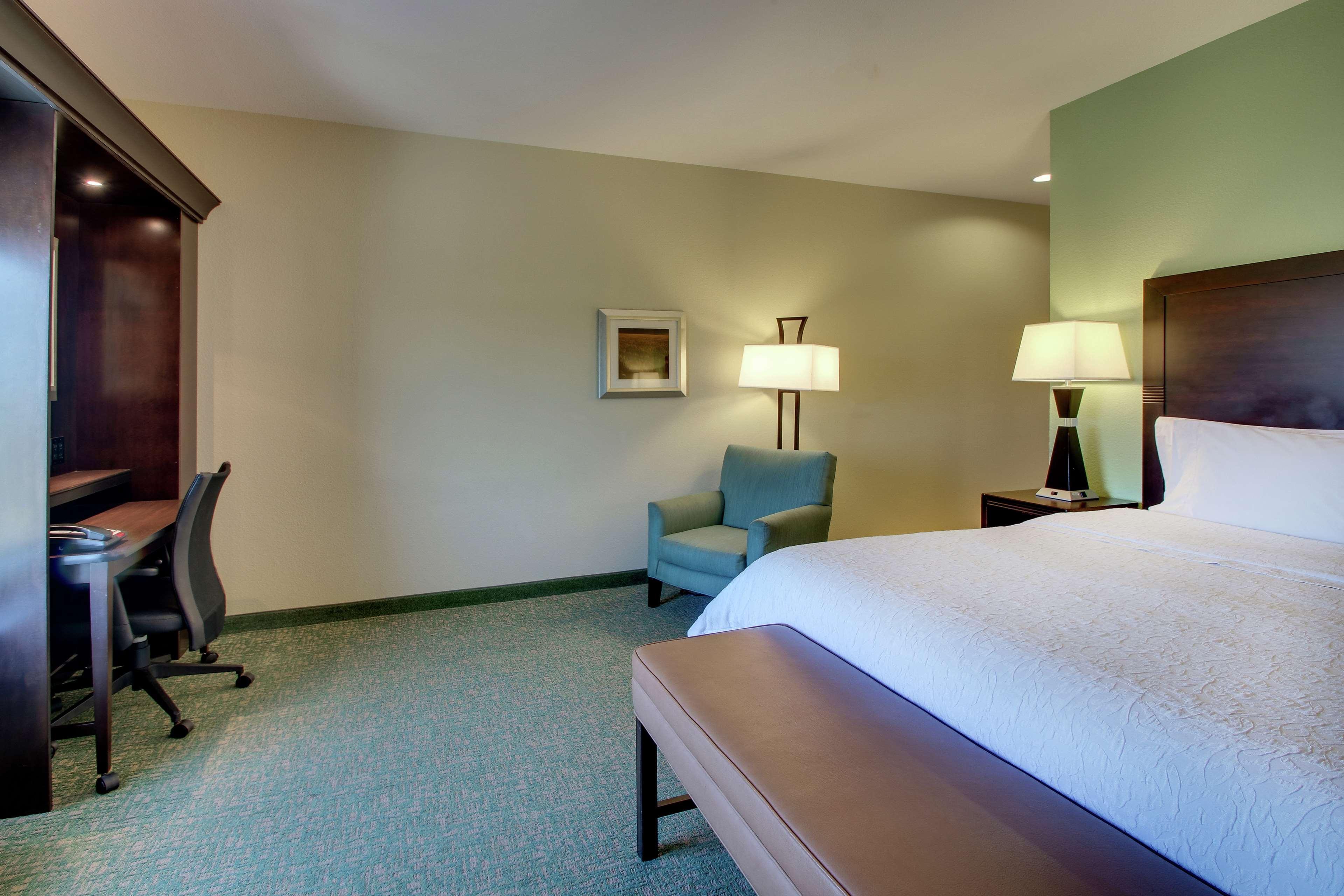Hampton Inn Vernon Eksteriør billede
