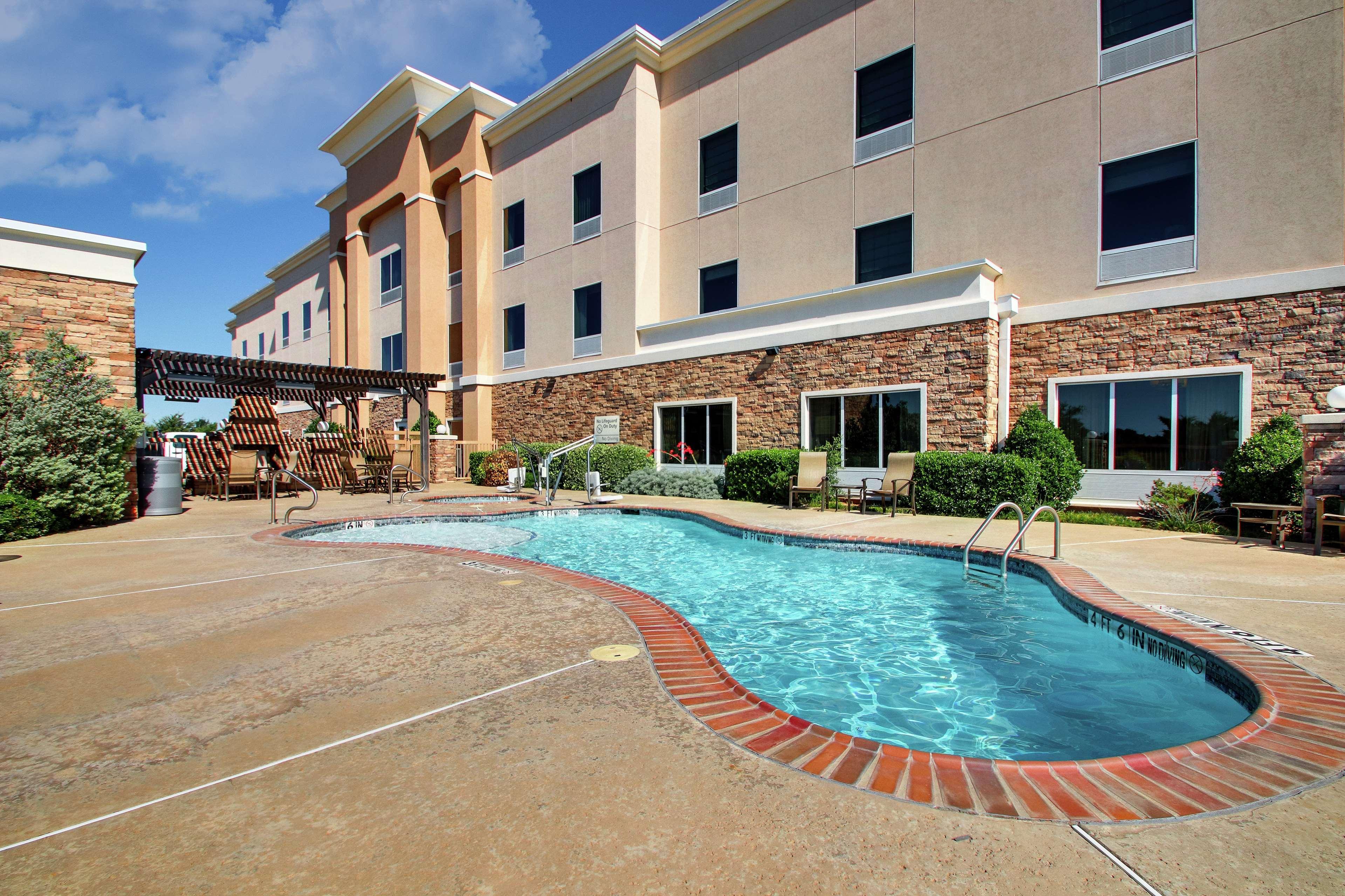 Hampton Inn Vernon Eksteriør billede
