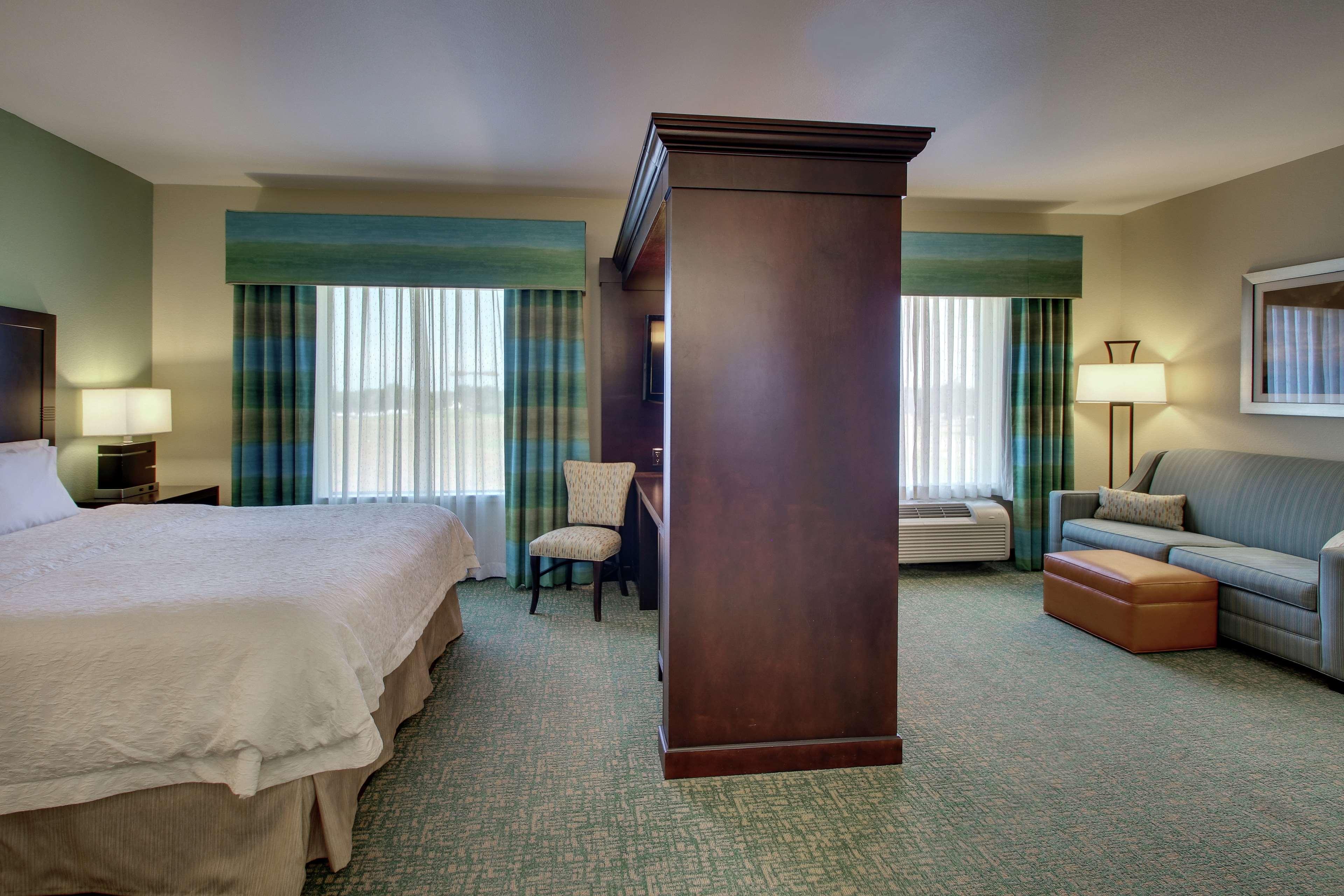 Hampton Inn Vernon Eksteriør billede