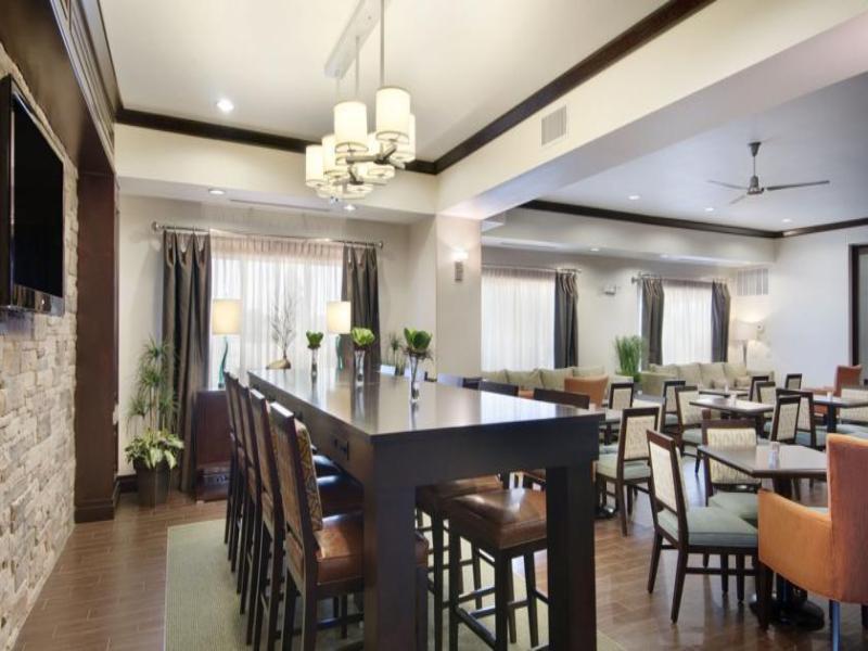 Hampton Inn Vernon Eksteriør billede